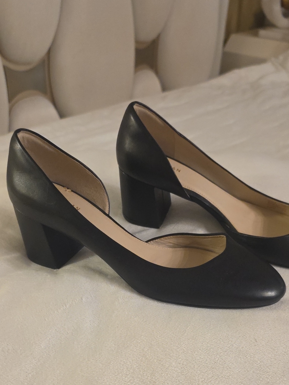 Cole Haan Black Leather Block Heel Pumps 2.5 Inches Heel Very Comfortable 8.5